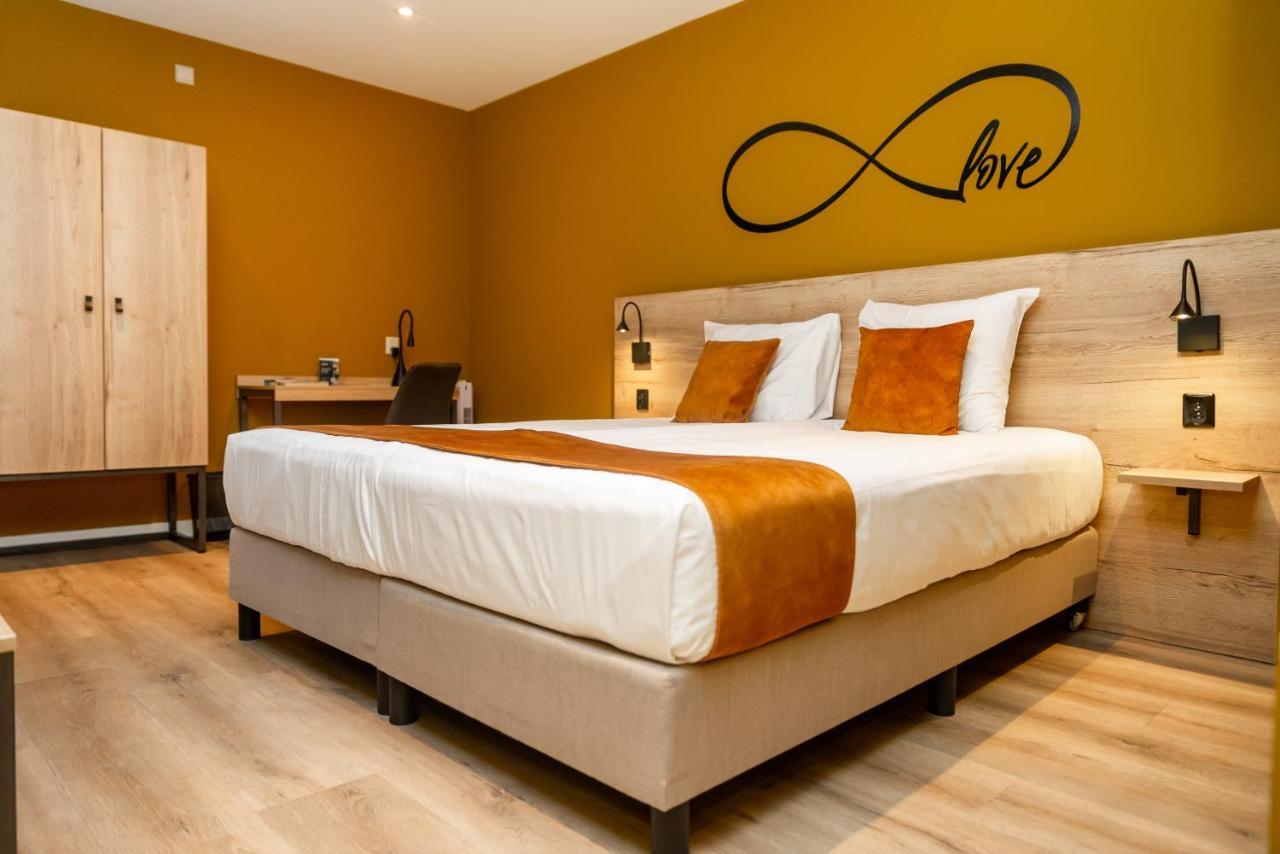 Hotel Onder De Linden Roden Extérieur photo