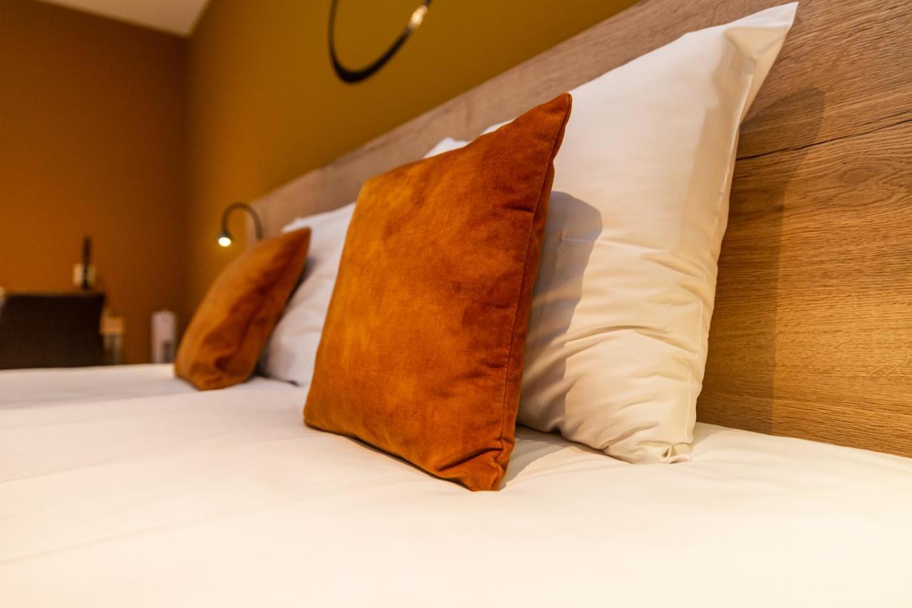 Hotel Onder De Linden Roden Extérieur photo