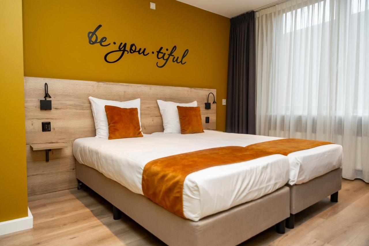 Hotel Onder De Linden Roden Extérieur photo