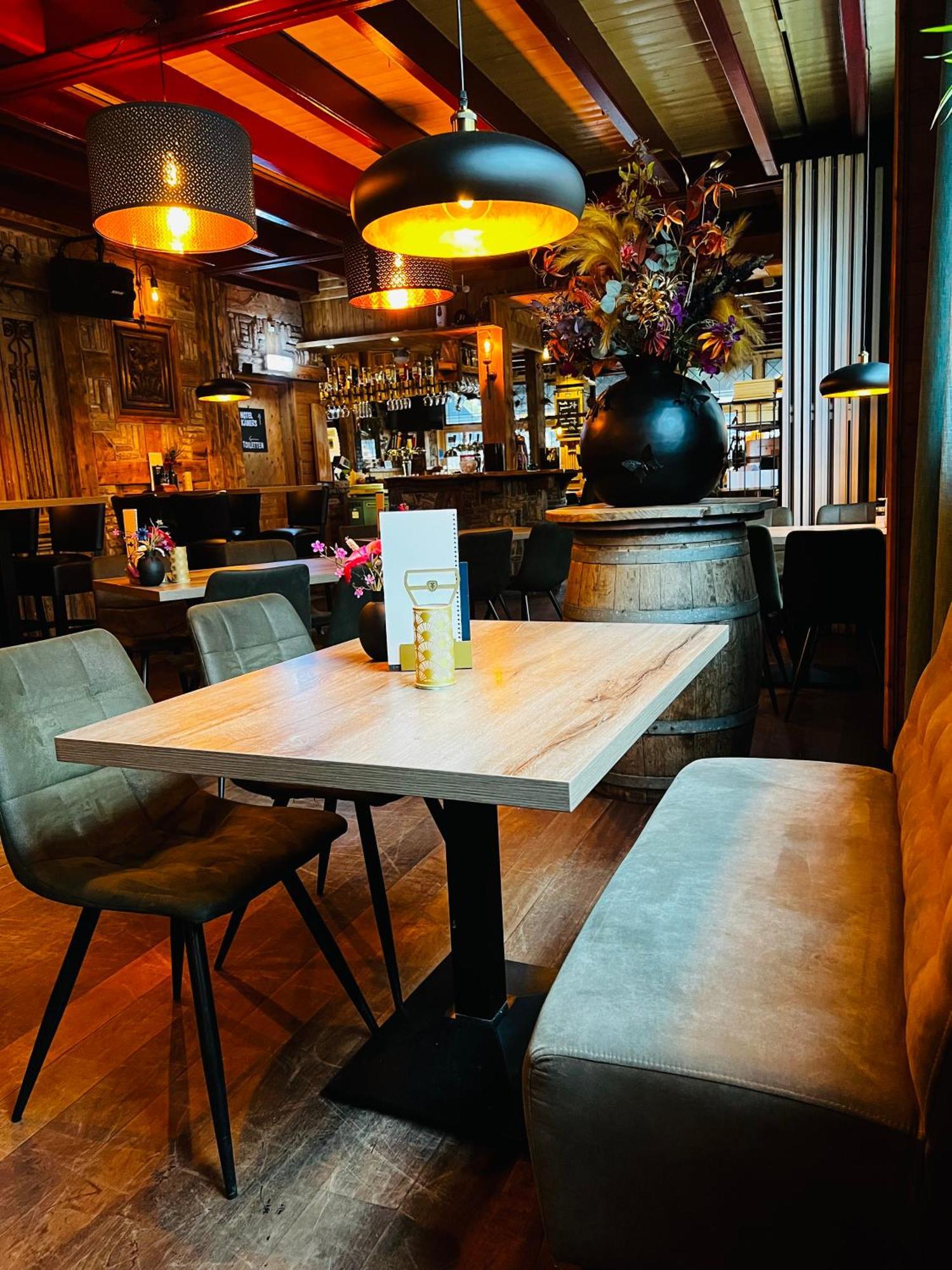 Hotel Onder De Linden Roden Extérieur photo